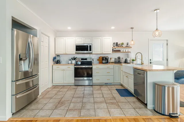 $899,000 | 2858 North Sahara Trail, Mears, MI 49436