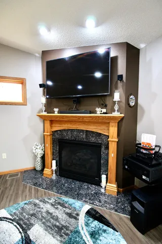 $470,000 | 1250 76th Avenue South, Fargo, ND 58104