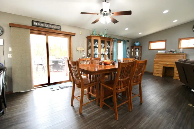 $470,000 | 1250 76th Avenue South, Fargo, ND 58104