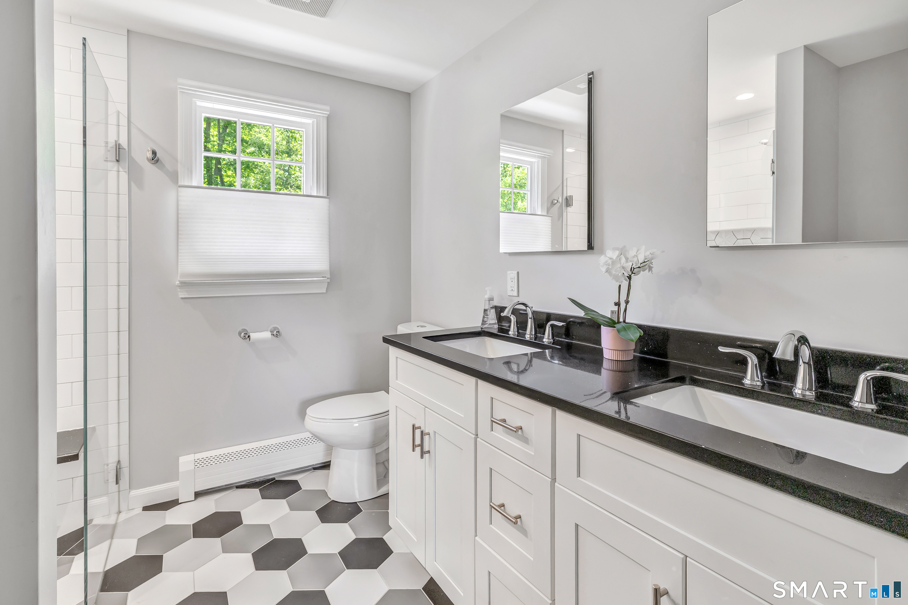 76 Greenbrier Road Trumbull, CT 06611 - Photo 21 of 38