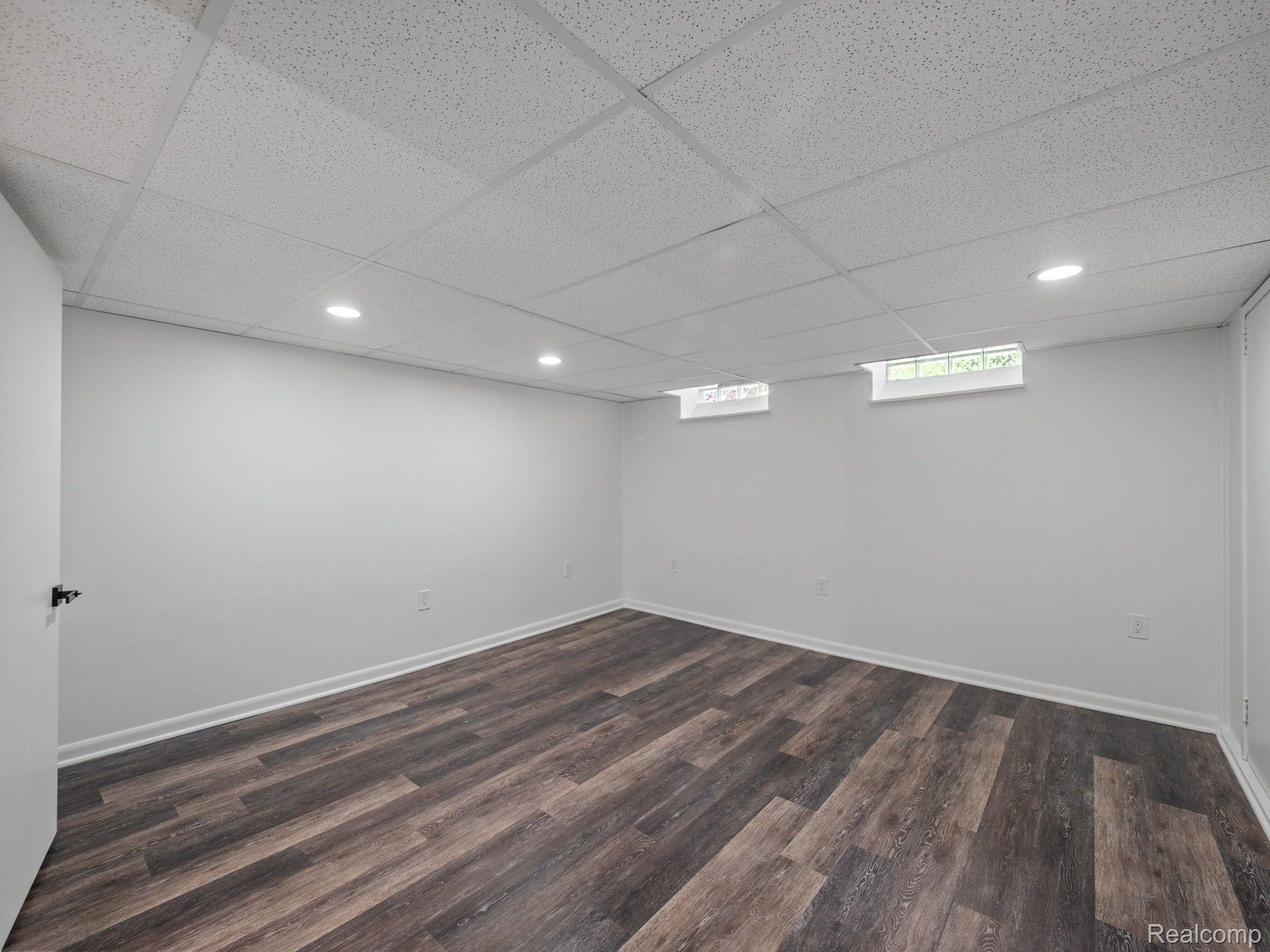 16167 Reedmere Avenue Franklin, MI 48025 - Photo 26 of 27 Gallery Image 26