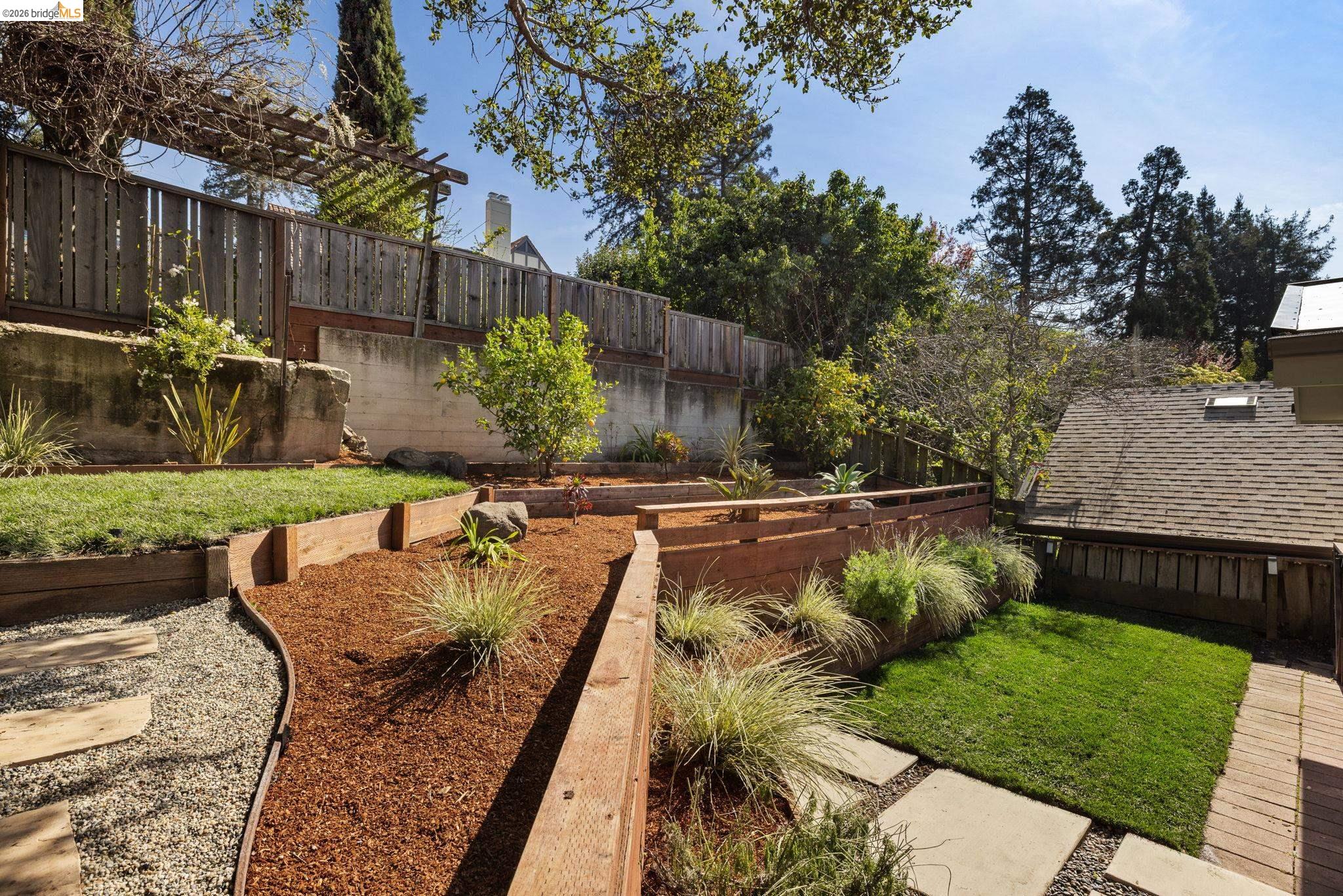 1471 Scenic Avenue Berkeley, CA 94708 - Photo 40 of 42 a view of a backyard with sitting area