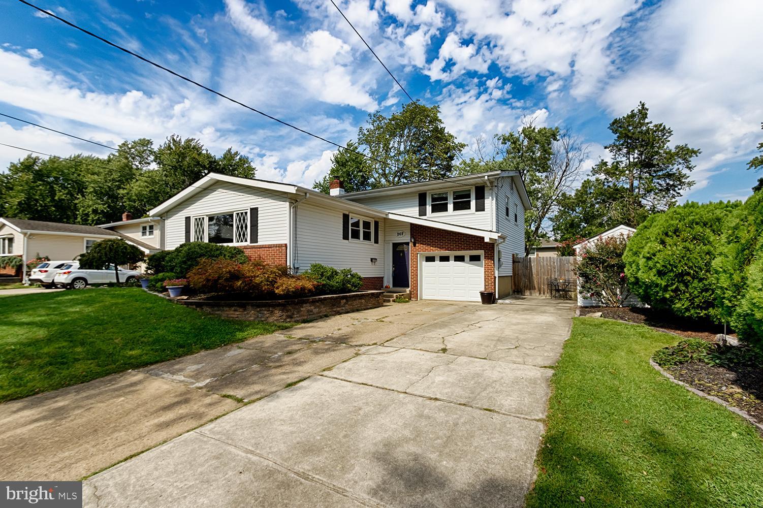207 Cambridge Road Cherry Hill, NJ 08034 - Photo 3 of 28
