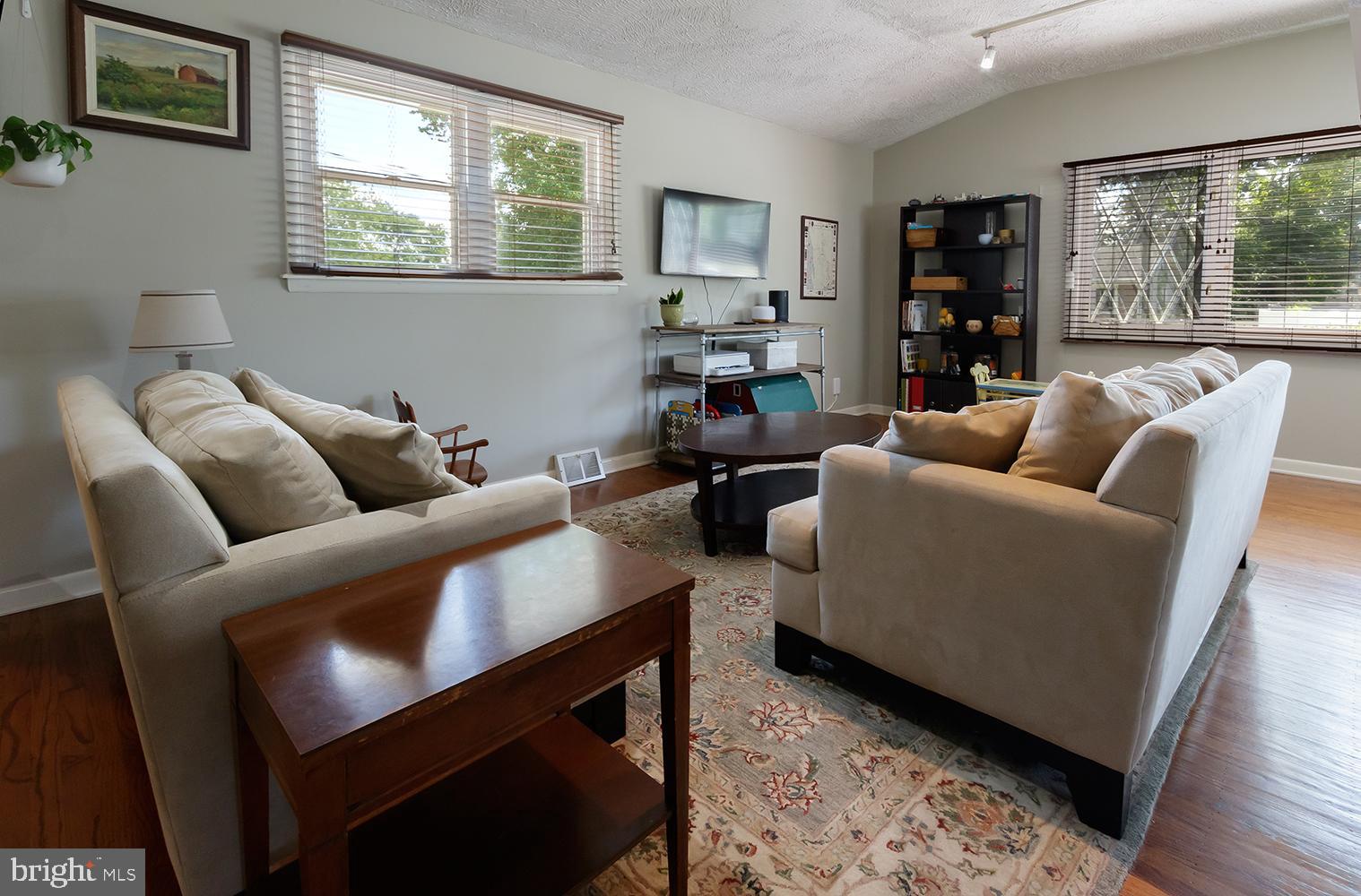 207 Cambridge Road Cherry Hill, NJ 08034 - Photo 6 of 28