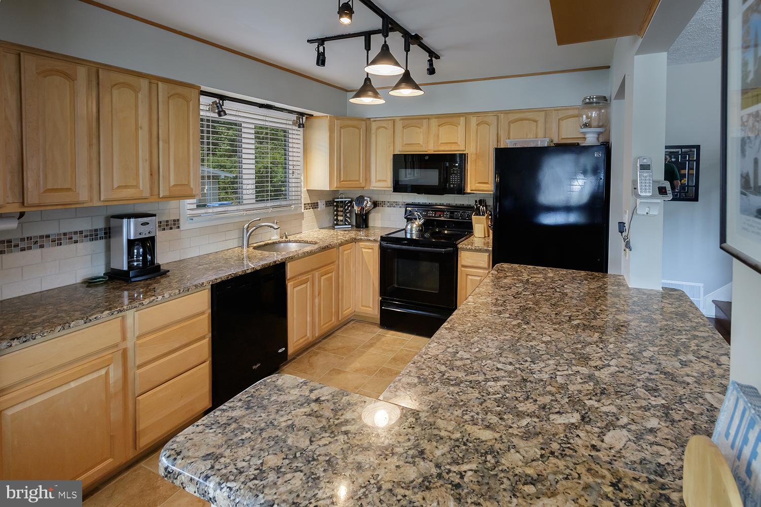 207 Cambridge Road Cherry Hill, NJ 08034 - Photo 9 of 28
