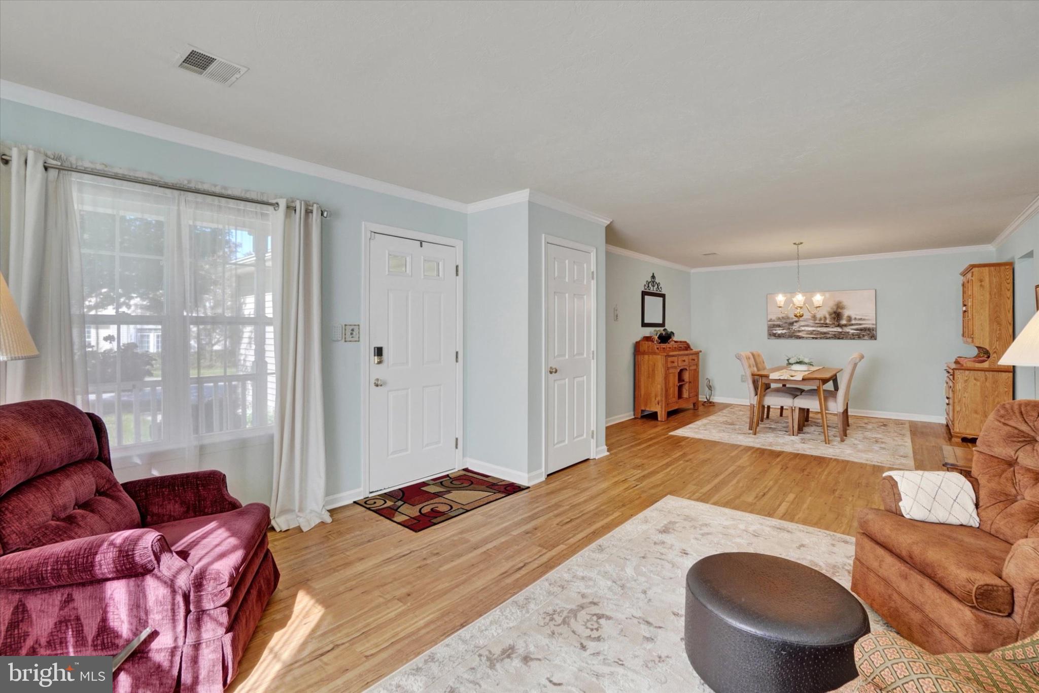 7076 Seneca Ridge Drive York, PA 17403 - Photo 5 of 28 Gallery Image 5