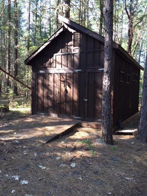 186 Sallsten Road Grants Pass, OR 97527 - Photo 30 of 34 This is the 20'6" X 12'9" Fishing shed.