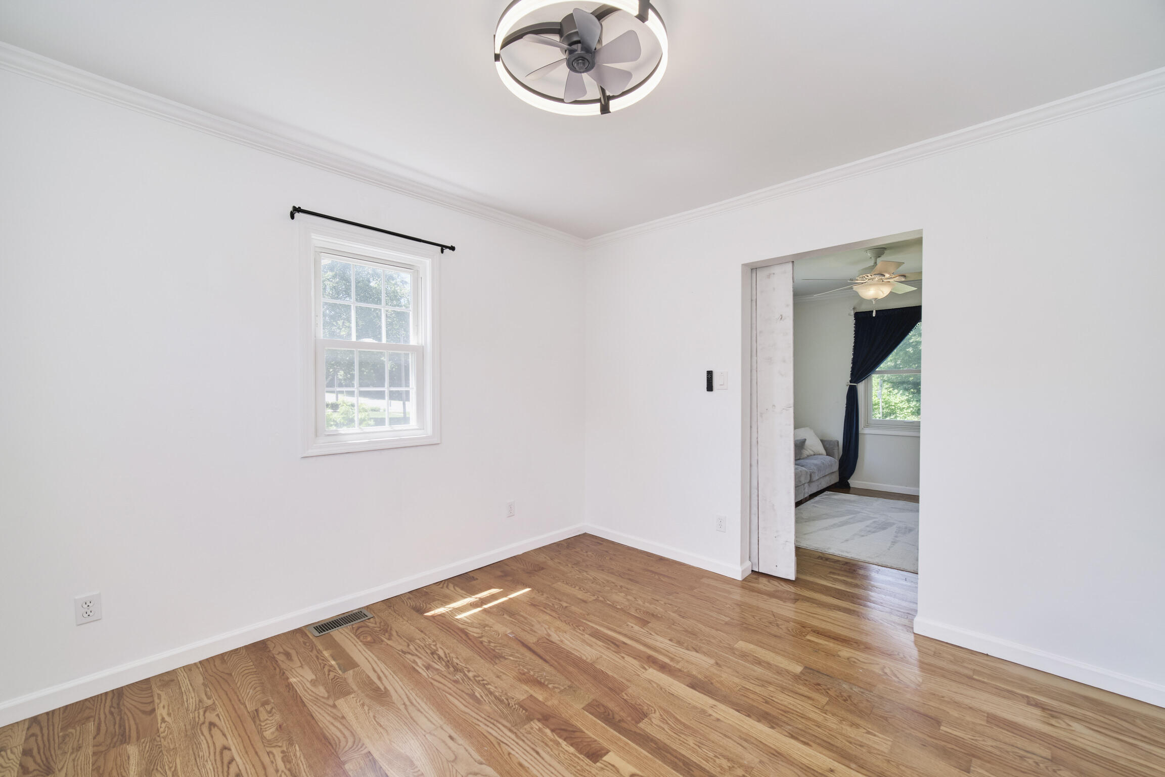 2631 Lakeshore Road Manistee, MI 49660 - Photo 18 of 50 1st Floor Bedroom