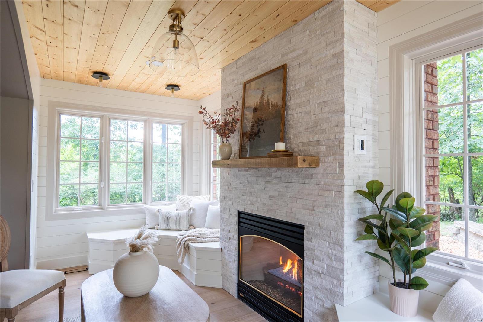 68 Chesterfield Lakes Road Chesterfield, MO 63005 - Photo 42 of 98