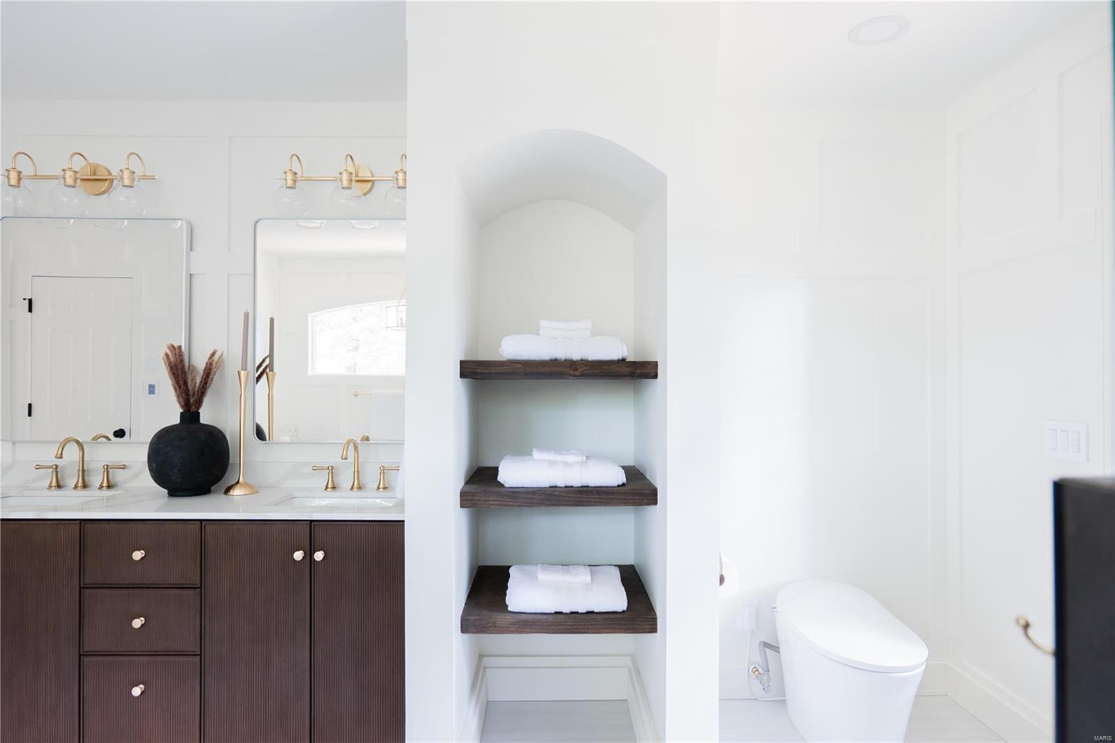 68 Chesterfield Lakes Road Chesterfield, MO 63005 - Photo 47 of 98