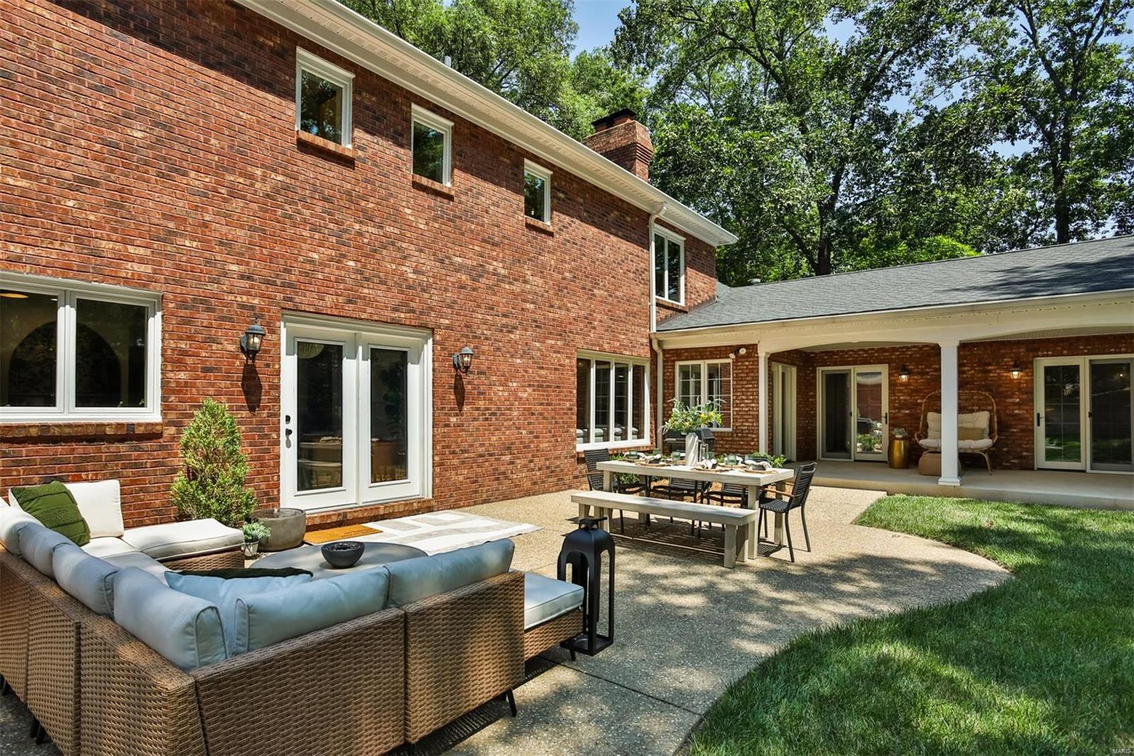 68 Chesterfield Lakes Road Chesterfield, MO 63005 - Photo 85 of 98