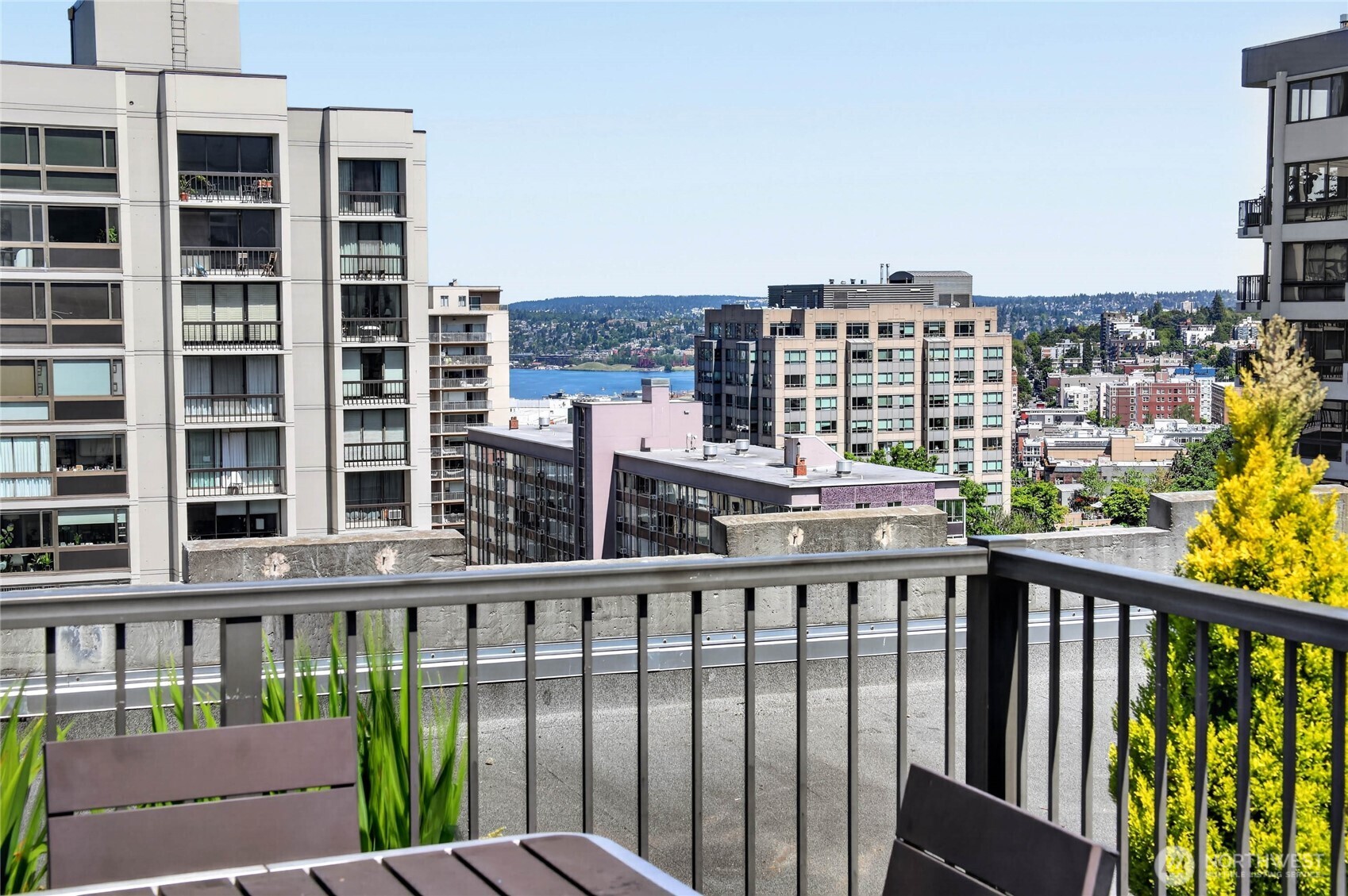 1105 Spring Street, Unit 1011 Seattle, WA 98104 - Photo 17 of 25