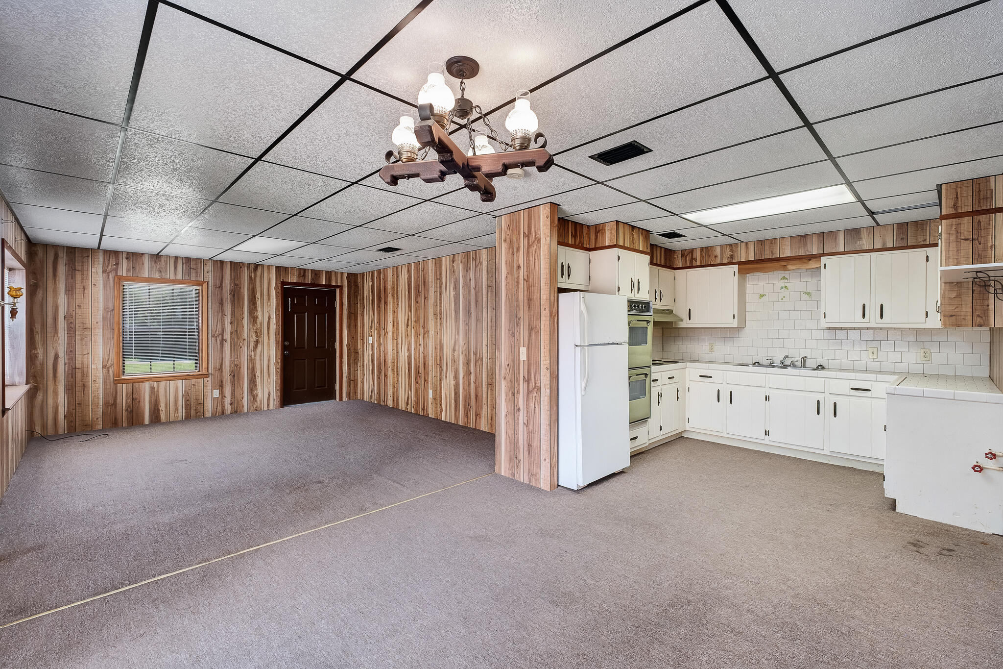 323 Pinewood Lane Inlet Beach, FL 32461 - Photo 7 of 50 a view of a garage with furniture