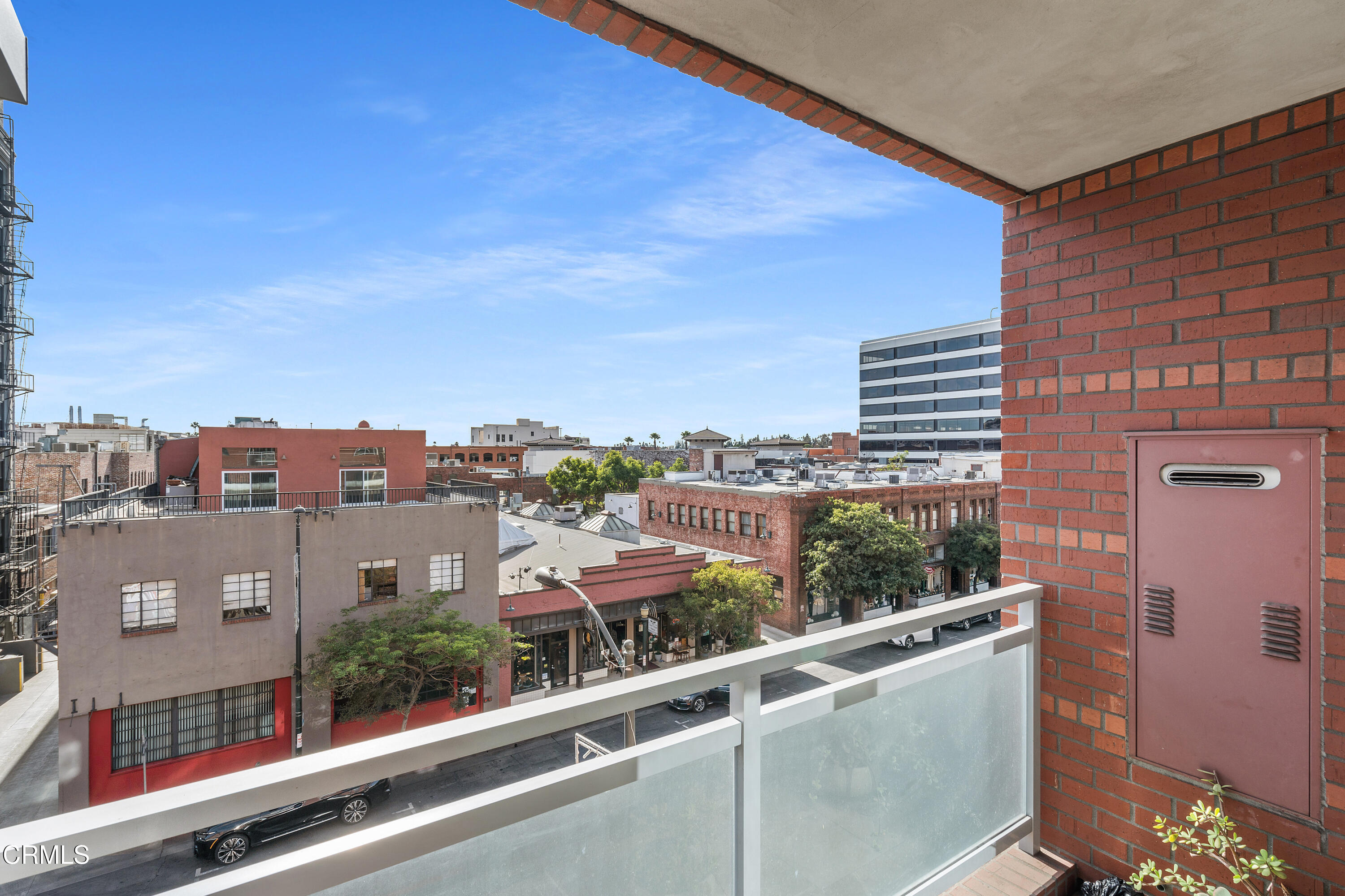 125 North Raymond Avenue, Unit 306 Pasadena, CA 91103 - Photo 25 of 41 13_11628523_175660_175660-EI-113