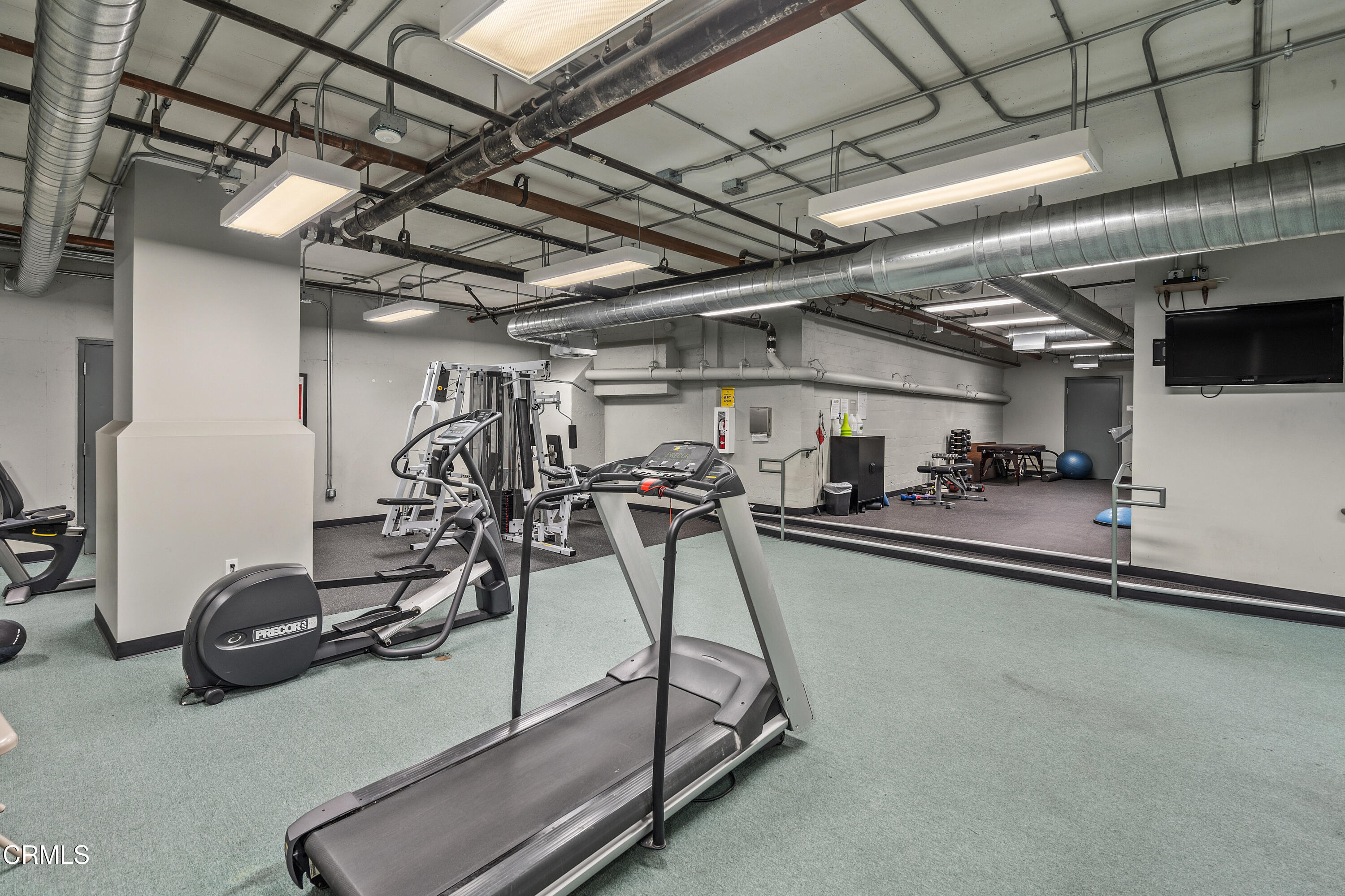 125 North Raymond Avenue, Unit 306 Pasadena, CA 91103 - Photo 36 of 41 37_11628565_175660_175660-EI-137