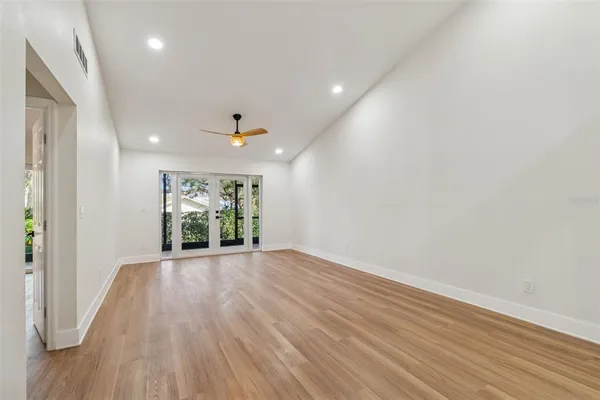 $334,999 | 115 Steeplechase Lane, Palm Harbor, FL 34684