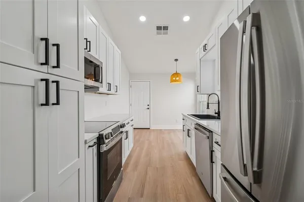 $334,999 | 115 Steeplechase Lane, Palm Harbor, FL 34684