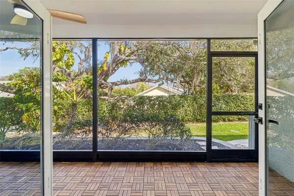 $334,999 | 115 Steeplechase Lane, Palm Harbor, FL 34684