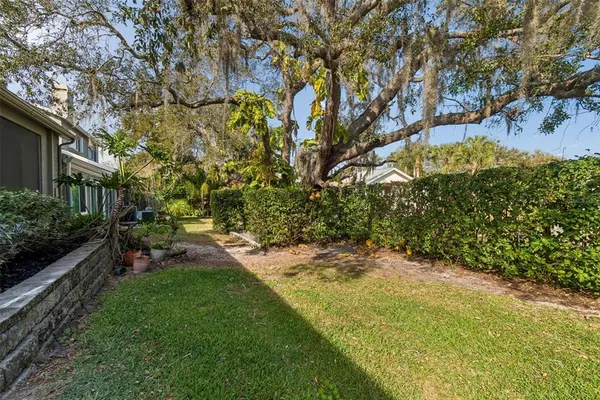 $334,999 | 115 Steeplechase Lane, Palm Harbor, FL 34684
