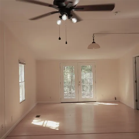 $2,100 | 282 Texas Oak Drive, Cedar Creek, TX 78612