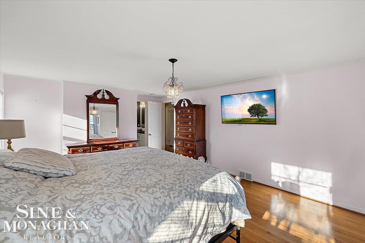 595 Thorntree Road Grosse Pointe Woods, MI 48236 - Photo 35 of 64