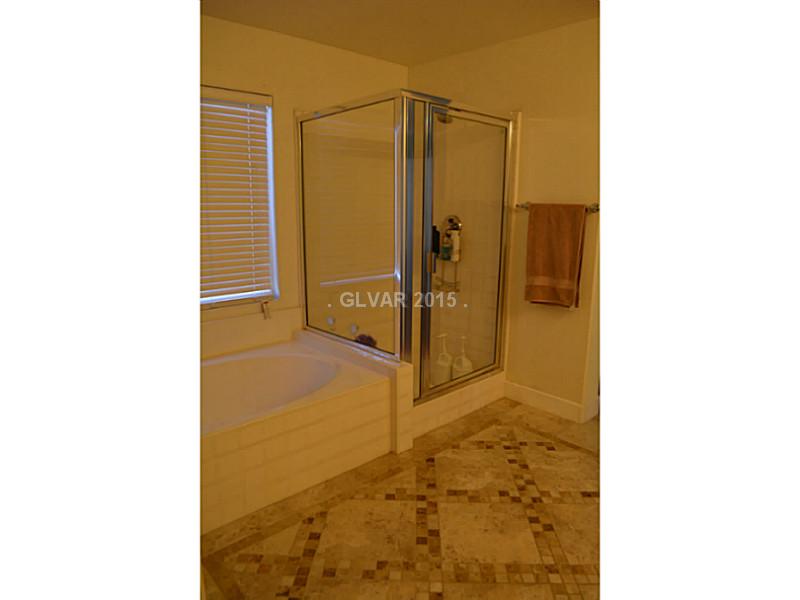 9756 Ridgebluff Avenue Las Vegas, NV 89148 - Photo 24 of 31 Master Bath/Spa.