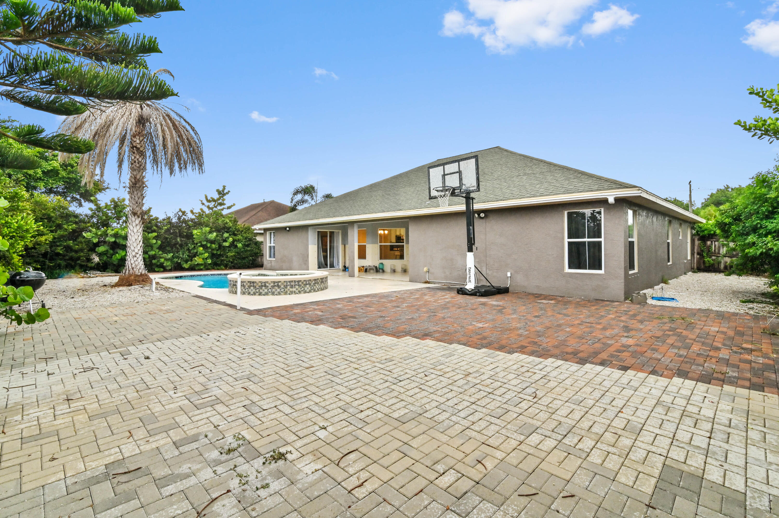 602 Southwest McCall Road Port St. Lucie, FL 34953 - Photo 31 of 33 31 basketball 01