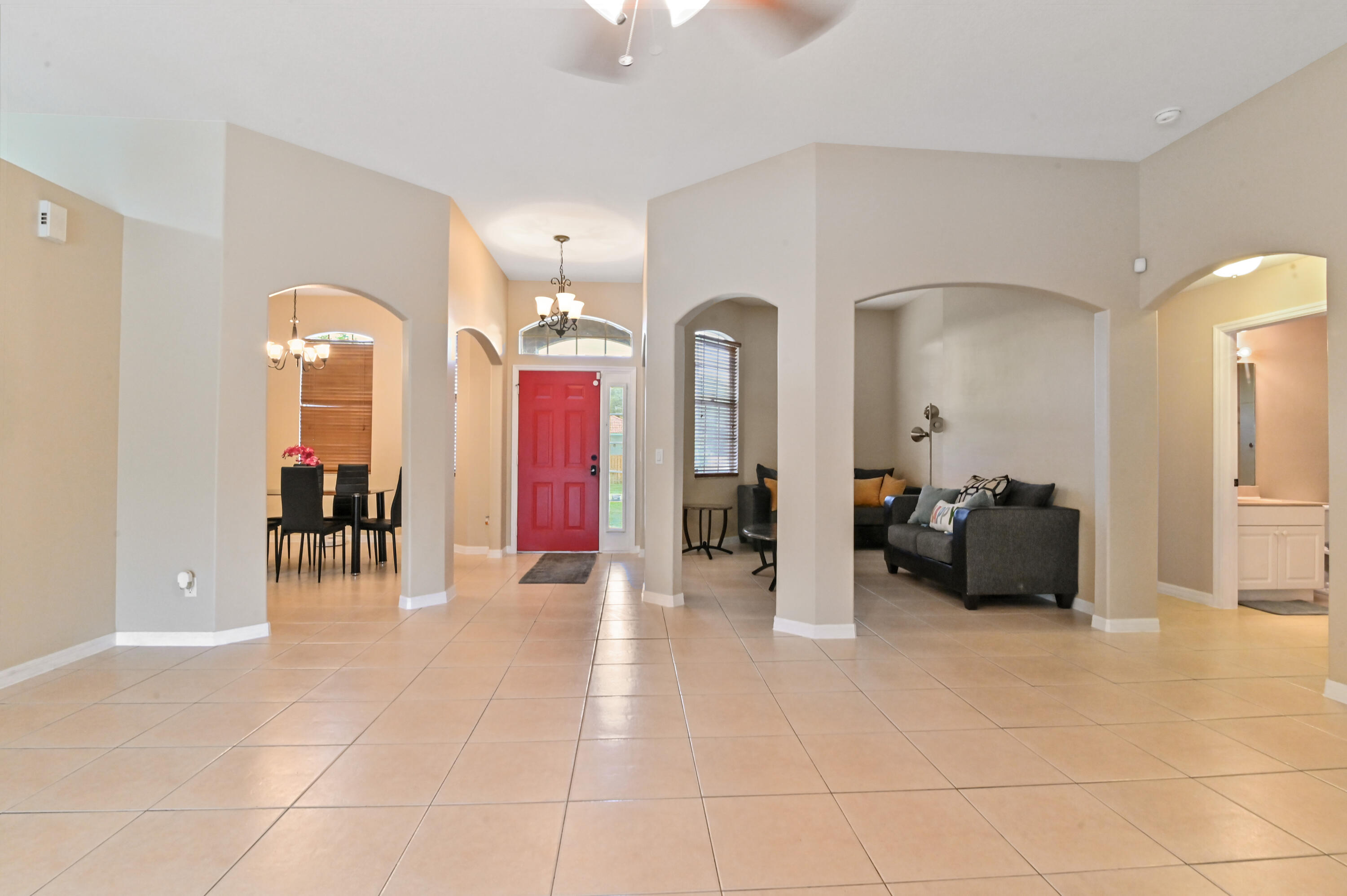 602 Southwest McCall Road Port St. Lucie, FL 34953 - Photo 7 of 33 10 Living Room 06