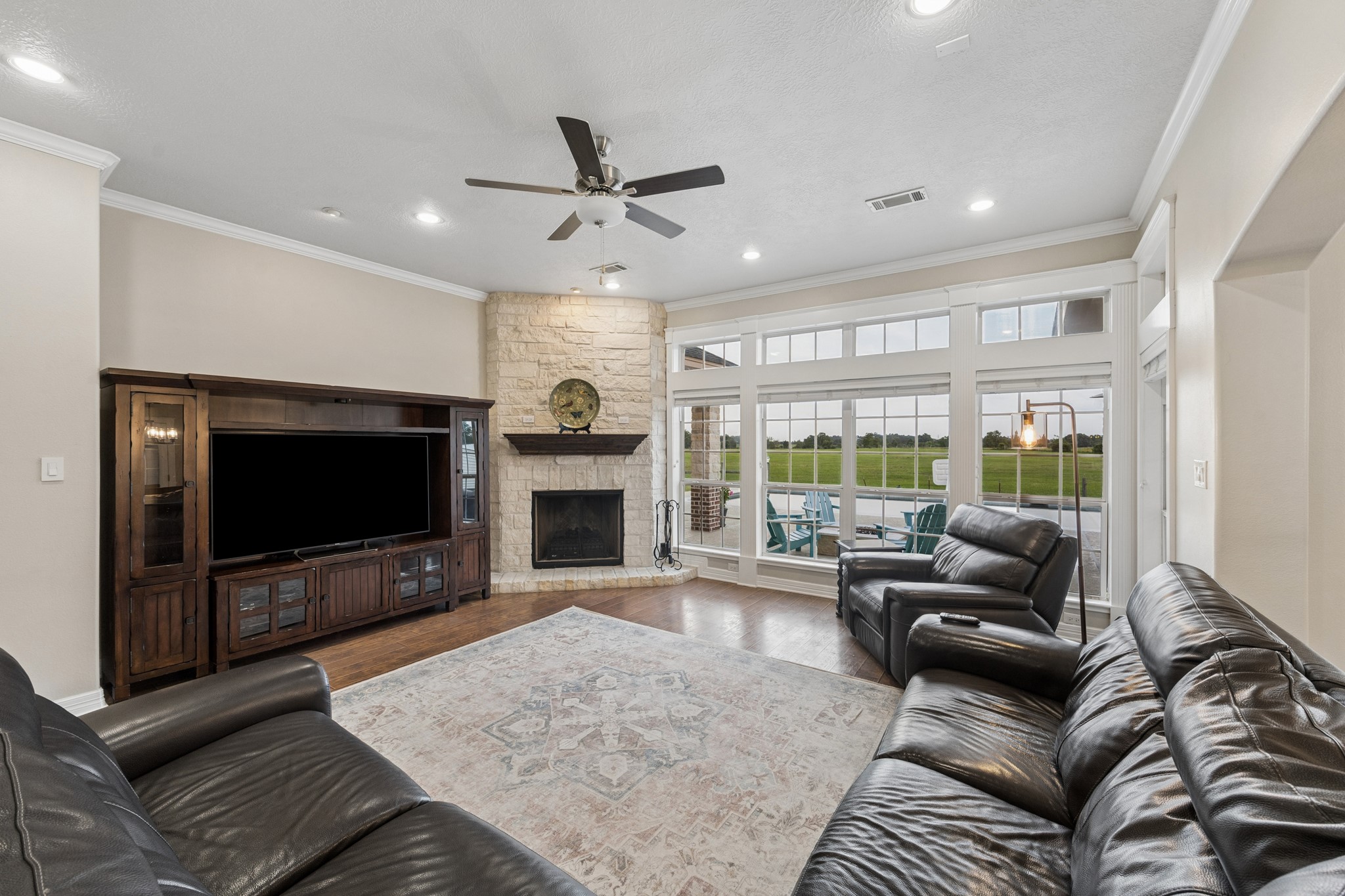 2258 Maler Road Sealy, TX 77474 - Photo 2 of 39