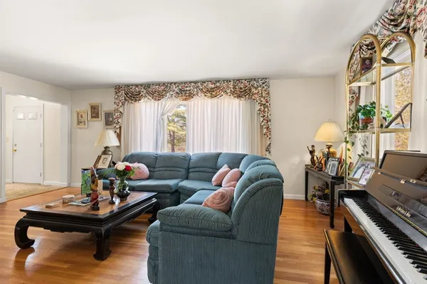 $1,500,000 | 726 Blue Hill Avenue, Milton, MA 02186