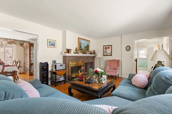 $1,500,000 | 726 Blue Hill Avenue, Milton, MA 02186