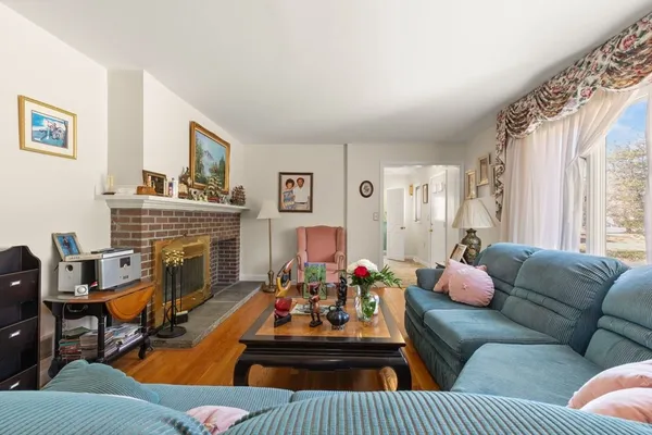 $1,500,000 | 726 Blue Hill Avenue, Milton, MA 02186