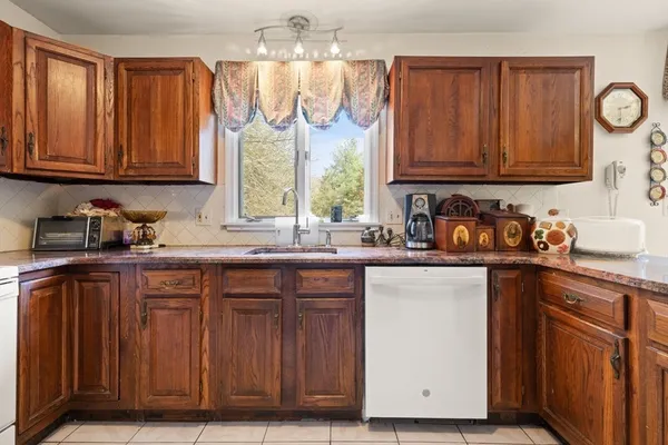 $1,500,000 | 726 Blue Hill Avenue, Milton, MA 02186