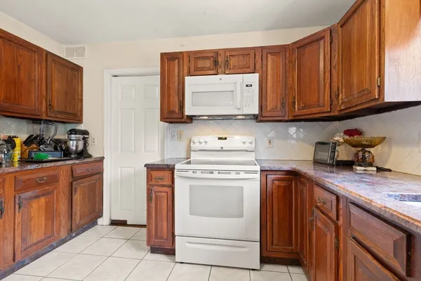 $1,500,000 | 726 Blue Hill Avenue, Milton, MA 02186