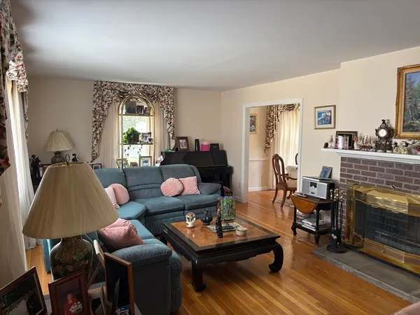 $1,500,000 | 726 Blue Hill Avenue, Milton, MA 02186