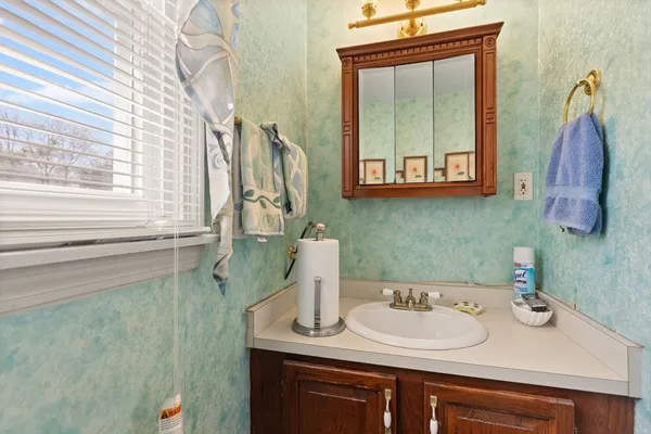 $1,500,000 | 726 Blue Hill Avenue, Milton, MA 02186