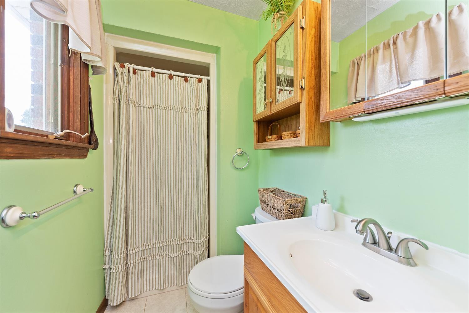 2240 Dean Road Bethel, OH 45106 - Photo 25 of 31 Gallery Image 25