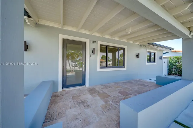 $899,995 | 11800 Southwest 35th Street, Miami, FL 33175