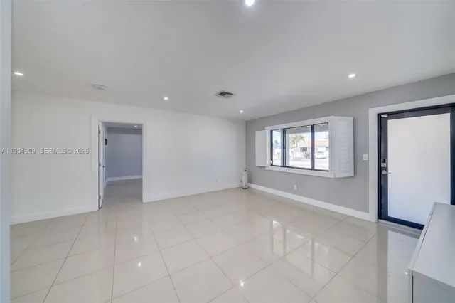 $899,995 | 11800 Southwest 35th Street, Miami, FL 33175