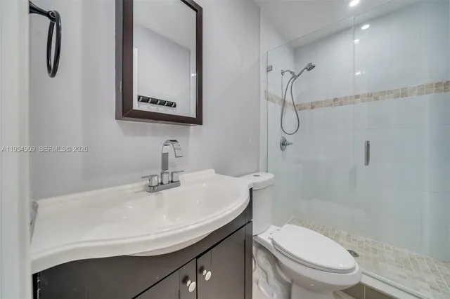 $899,995 | 11800 Southwest 35th Street, Miami, FL 33175