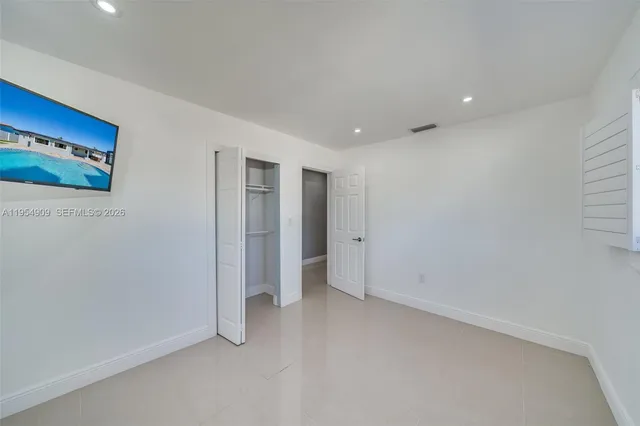 $899,995 | 11800 Southwest 35th Street, Miami, FL 33175