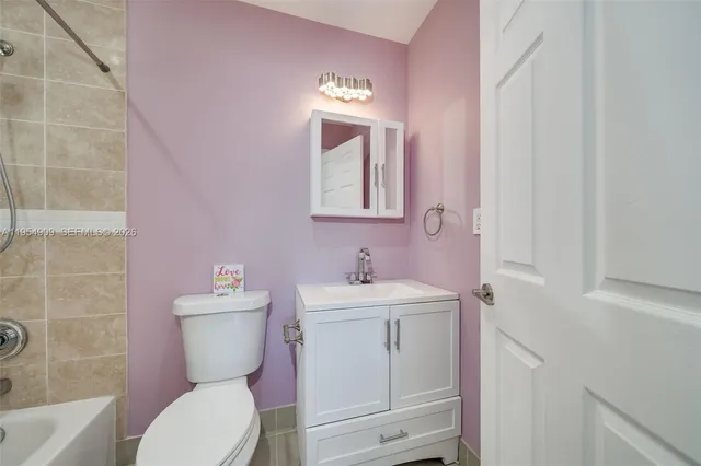 $899,995 | 11800 Southwest 35th Street, Miami, FL 33175