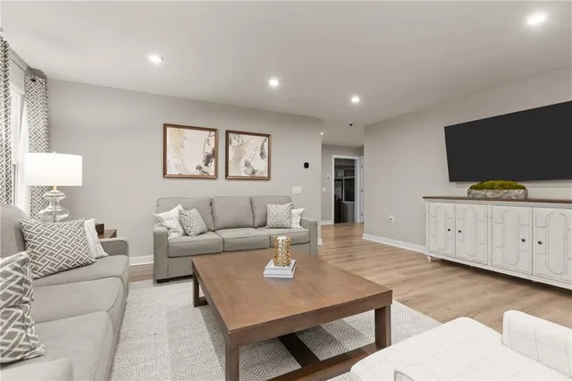 $419,900 | 10 Maple Hill, Washington, PA 15301