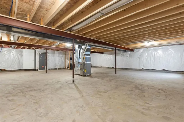 $419,900 | 10 Maple Hill, Washington, PA 15301