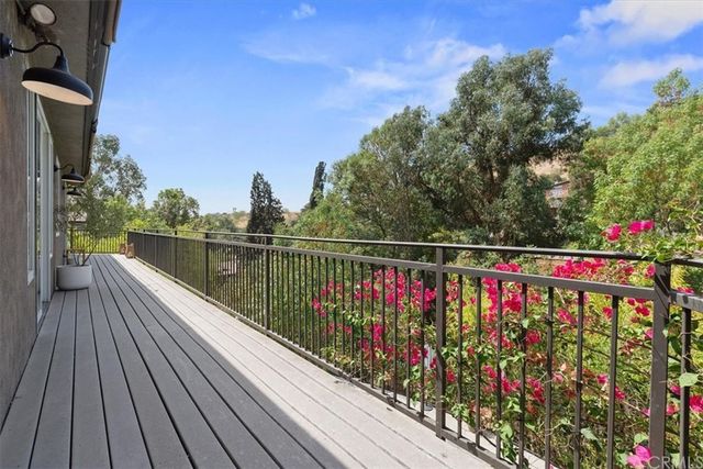 $2,070,000 | 4036 Glenalbyn Drive, Los Angeles, CA 90065