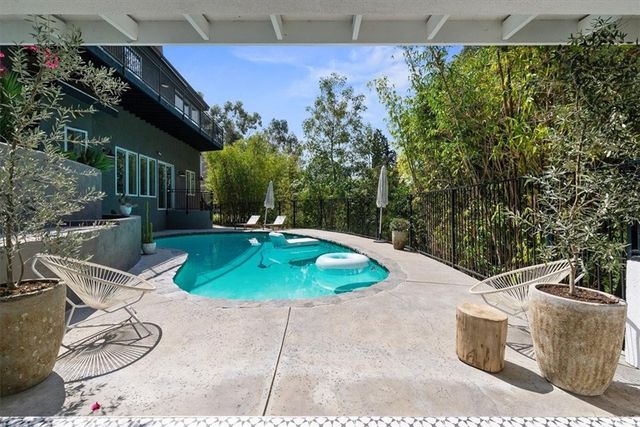 $2,070,000 | 4036 Glenalbyn Drive, Los Angeles, CA 90065