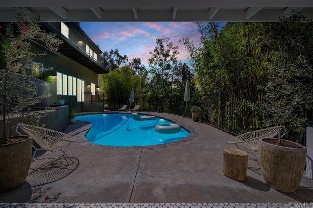 $2,070,000 | 4036 Glenalbyn Drive, Los Angeles, CA 90065