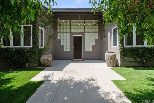 $2,070,000 | 4036 Glenalbyn Drive, Los Angeles, CA 90065