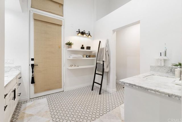 $2,070,000 | 4036 Glenalbyn Drive, Los Angeles, CA 90065