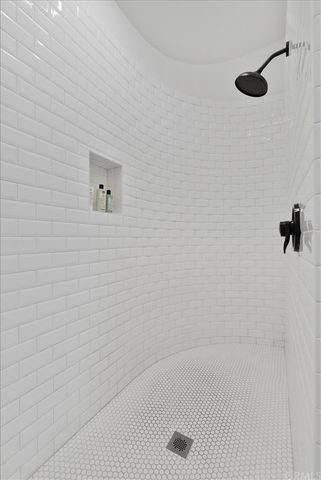 $2,070,000 | 4036 Glenalbyn Drive, Los Angeles, CA 90065